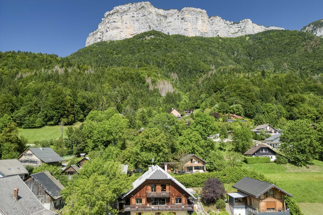 House in Dingy-Saint-Clair, Auvergne-Rhône-Alpes, France 3 - 17373273