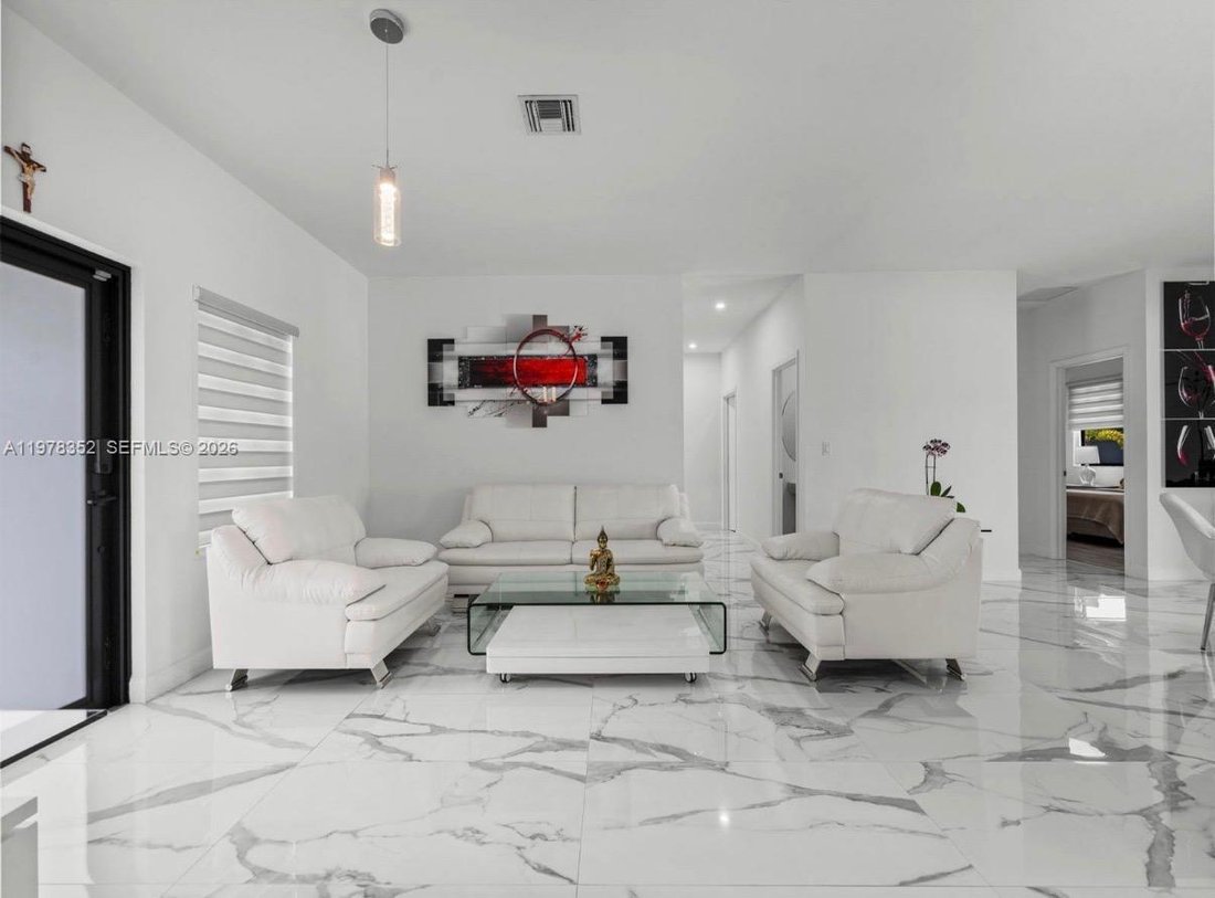 House in Miami, Florida, United States 5 - 17372701
