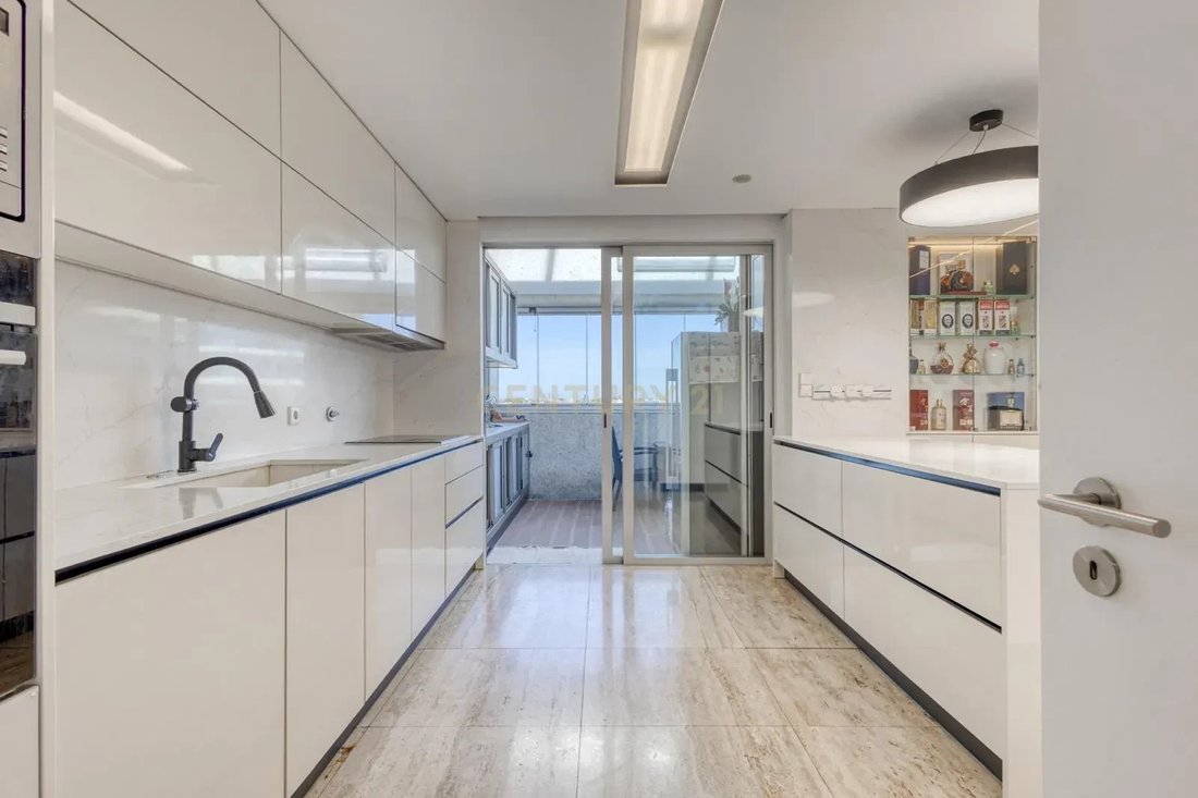 Apartment in Ramalde, Porto District, Portugal 2 - 17373688
