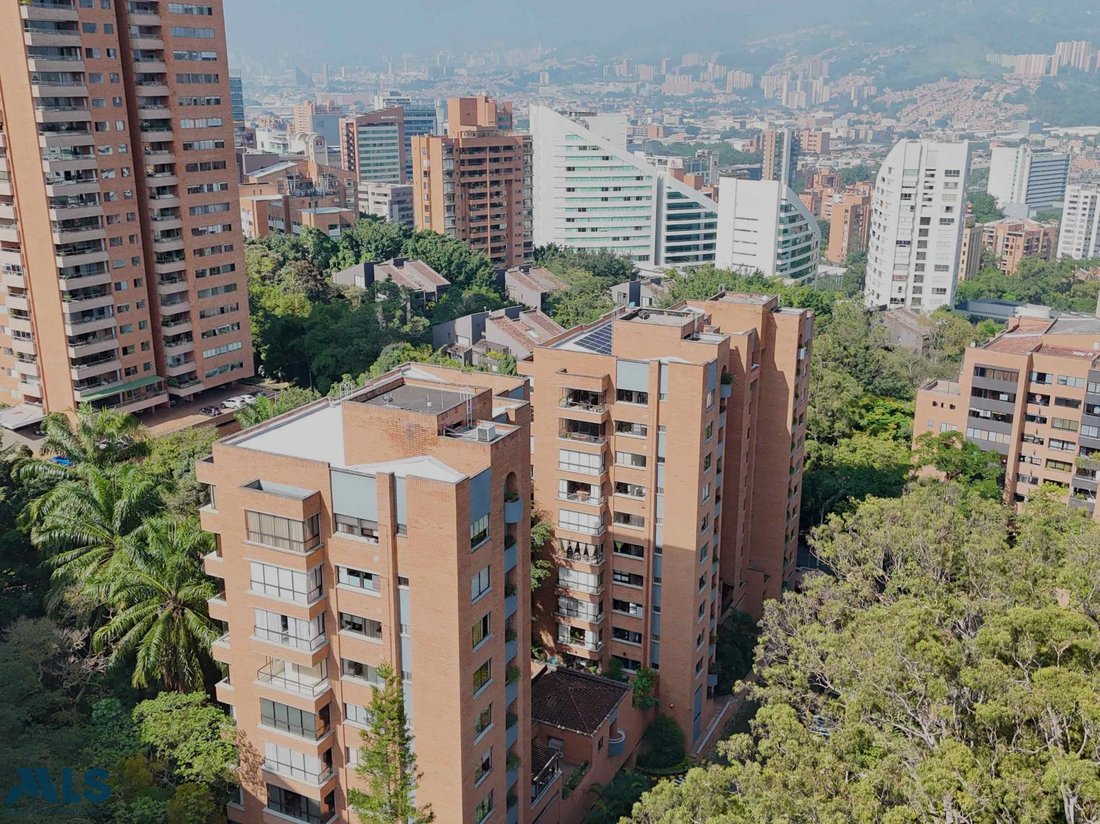 Apartment in Medellín, Antioquia, Colombia 1 - 17373665