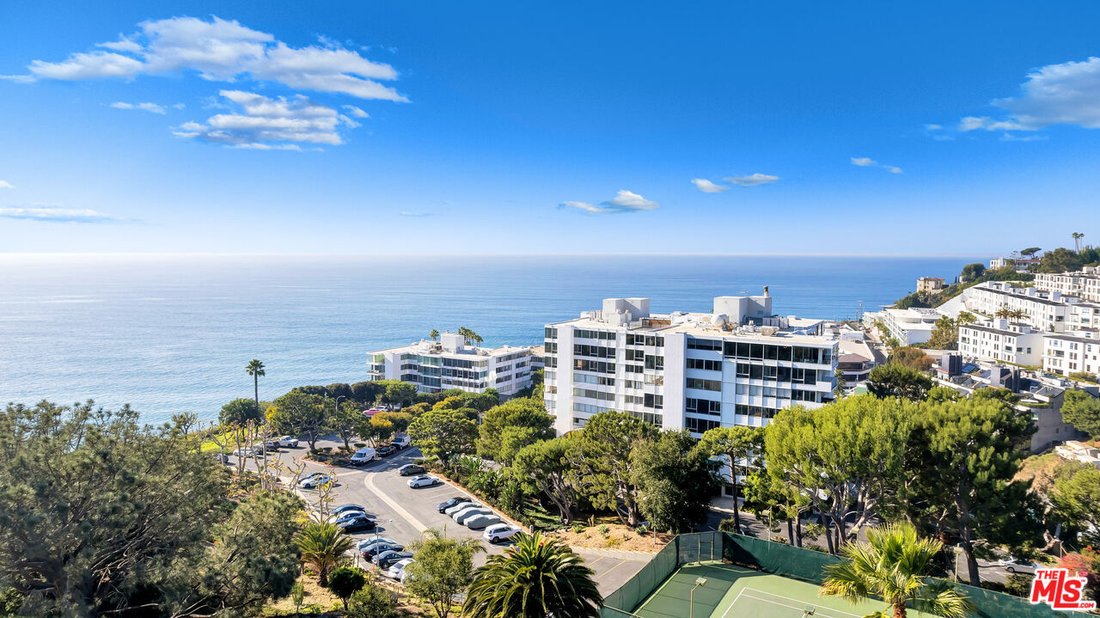 Condo in Los Angeles, California, United States 2 - 17374196