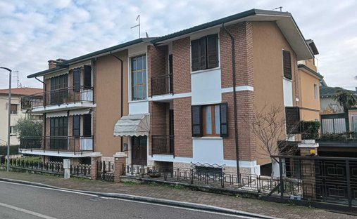 Townhouse in City, Peschiera del Garda, Veneto 1