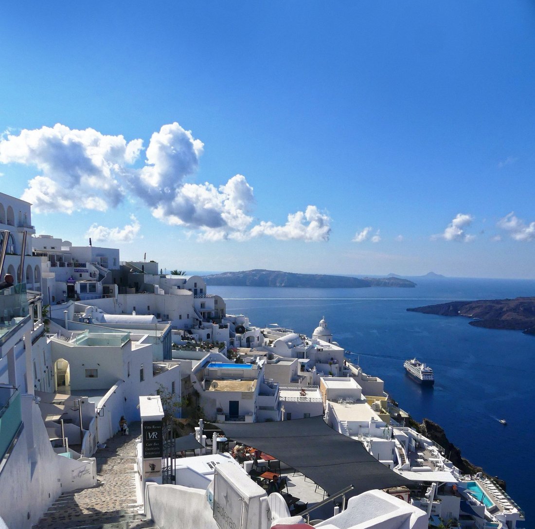 House in Thira, Aegean, Greece 2 - 17372469