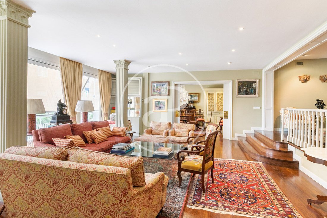 Apartment in Sarrià-Sant Gervasi, Barcelona, Spain 2 - 17378921