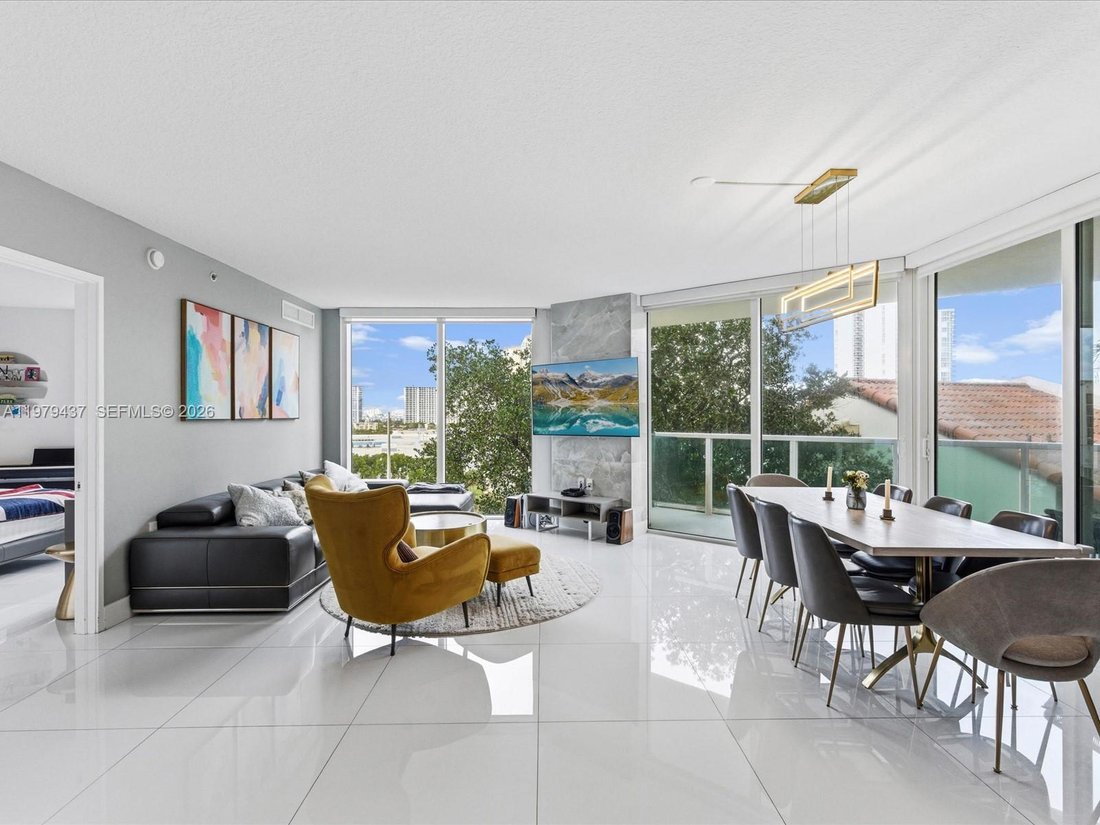 Condo in Sunny Isles Beach, Florida, United States 1 - 17376042