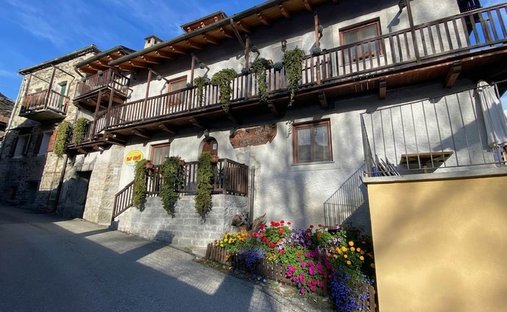 Appartement à Challand-Saint-Victor, Vallée d'Aoste, Italie 1