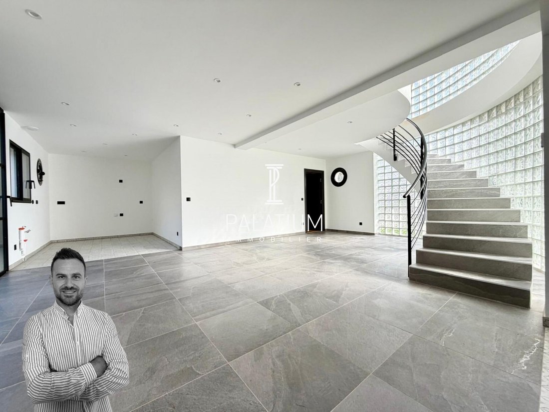 Villa in Bel Air-Jasse des Bernades La Crau-Les Barettes, Salon-de-Provence, France 4 - 17377967