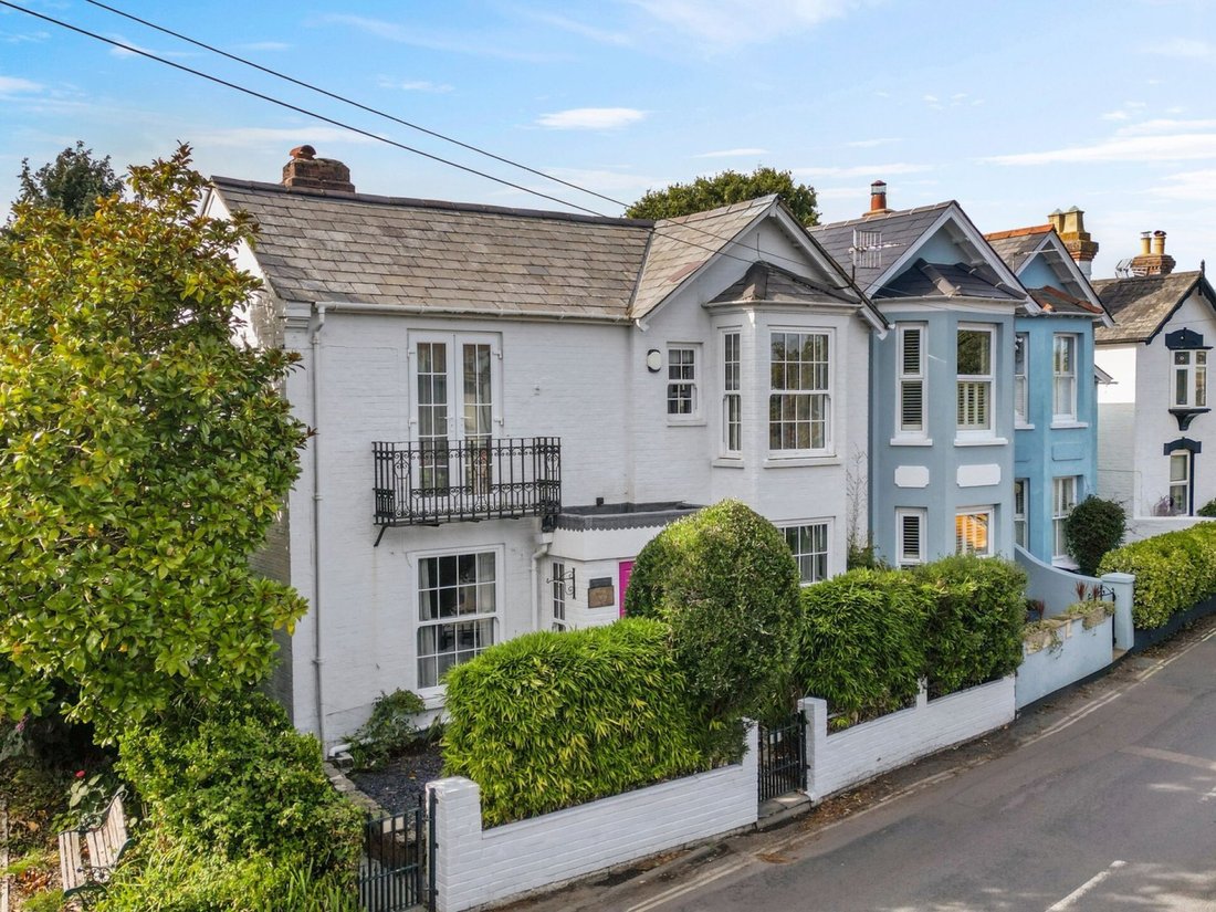 House in Lymington, England 1 - 17375536