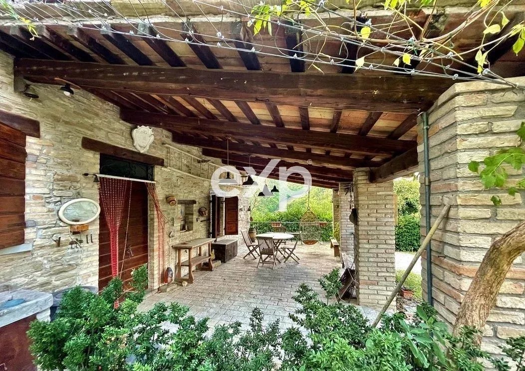 House in Mercatello sul Metauro, Marche, Italy 1 - 17379132