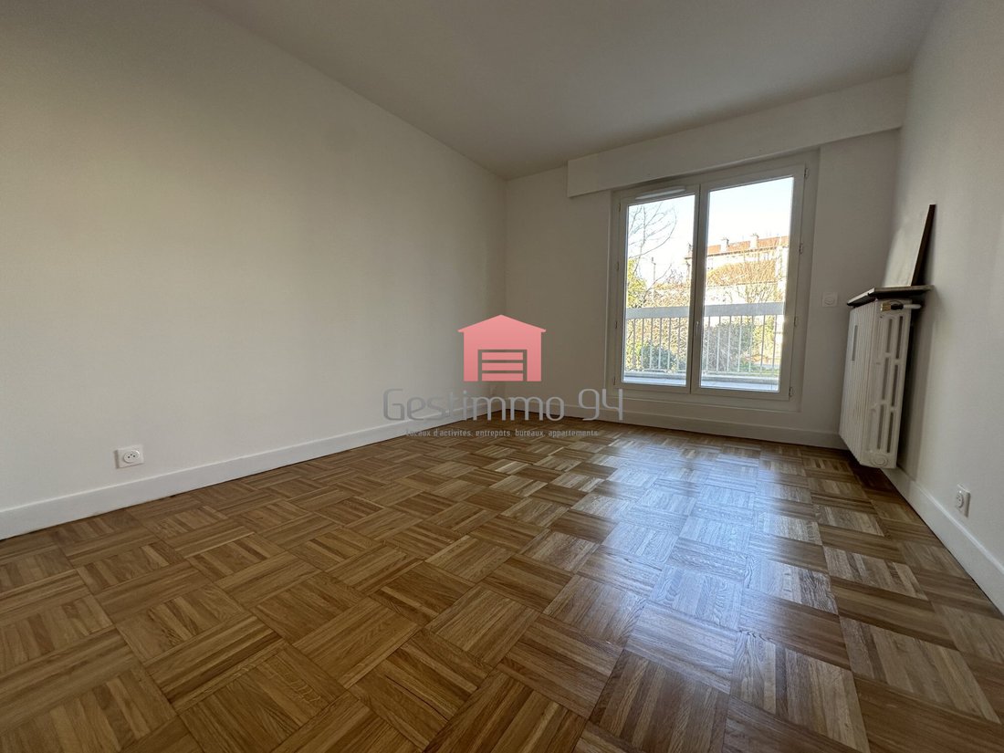 Apartment in Fontenay-sous-Bois, Ile-de-France, France 5 - 17378009