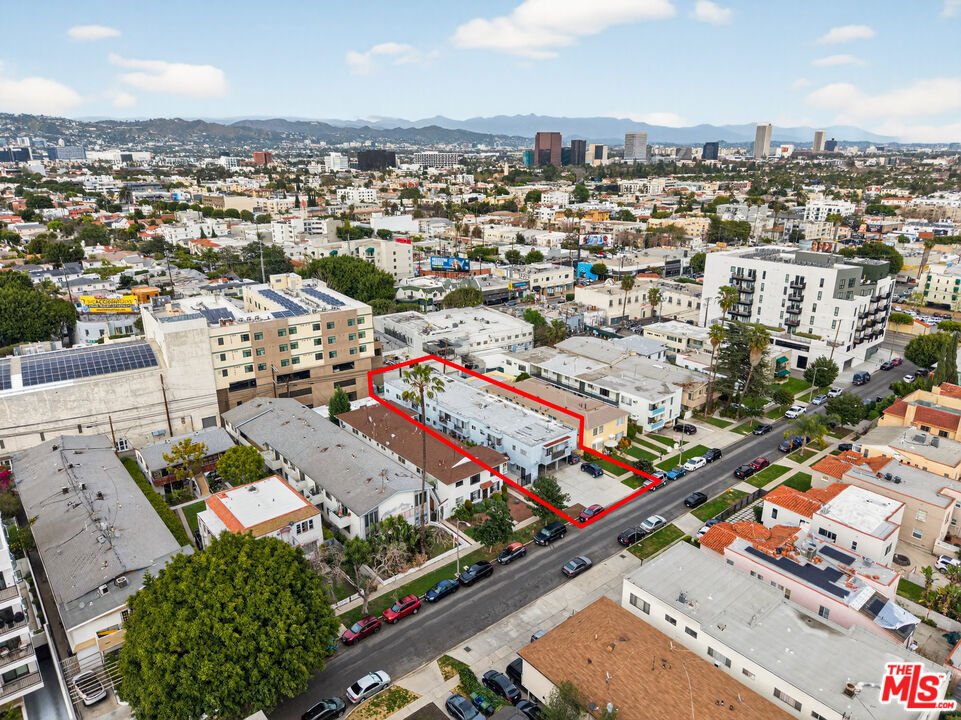 Los Angeles, California, United States 1 - 17375676
