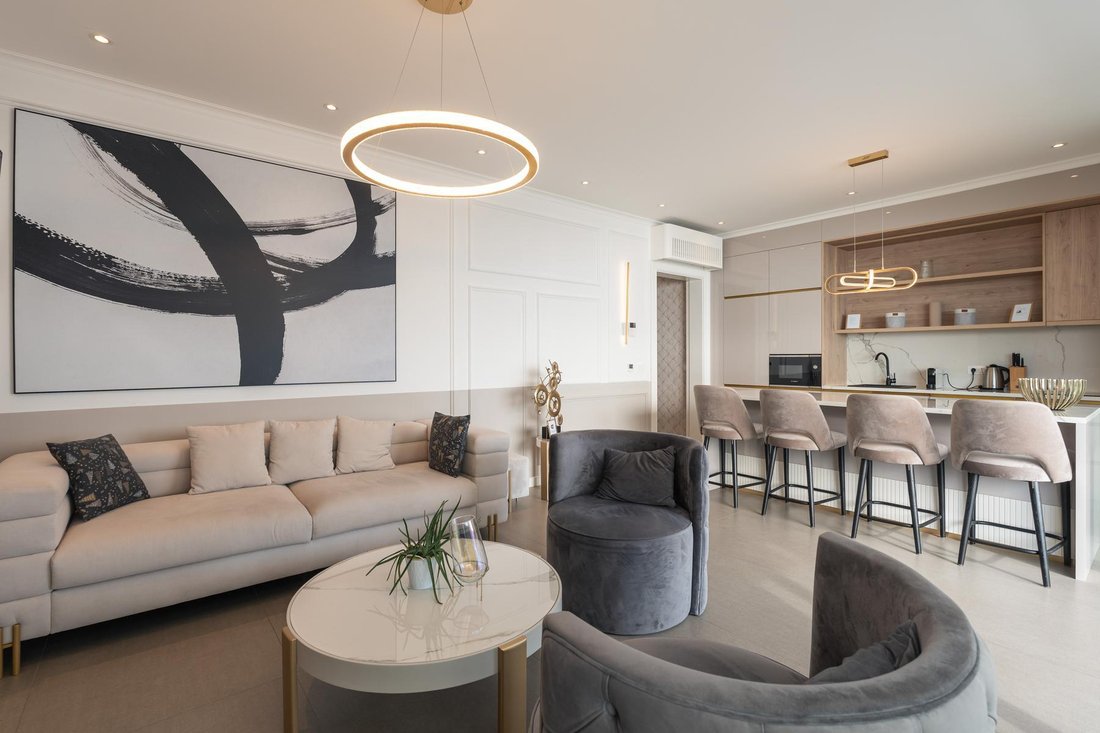 Apartment in Gradski kotar Ploce iza Grada, Dubrovnik, Dubrovnik-Neretva County 1 - 17051809