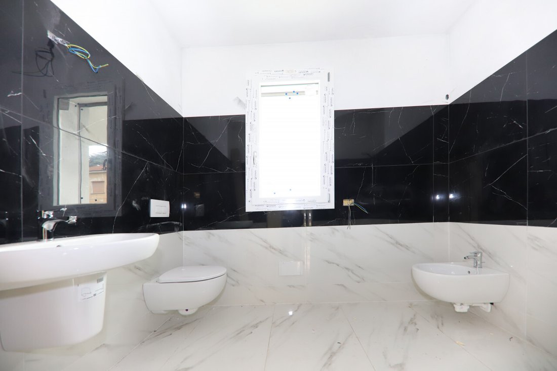Villa in Arcore, Lombardy, Italy 4 - 14698045