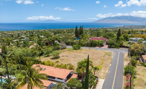 Land in Kihei, Hawaii, United States 1