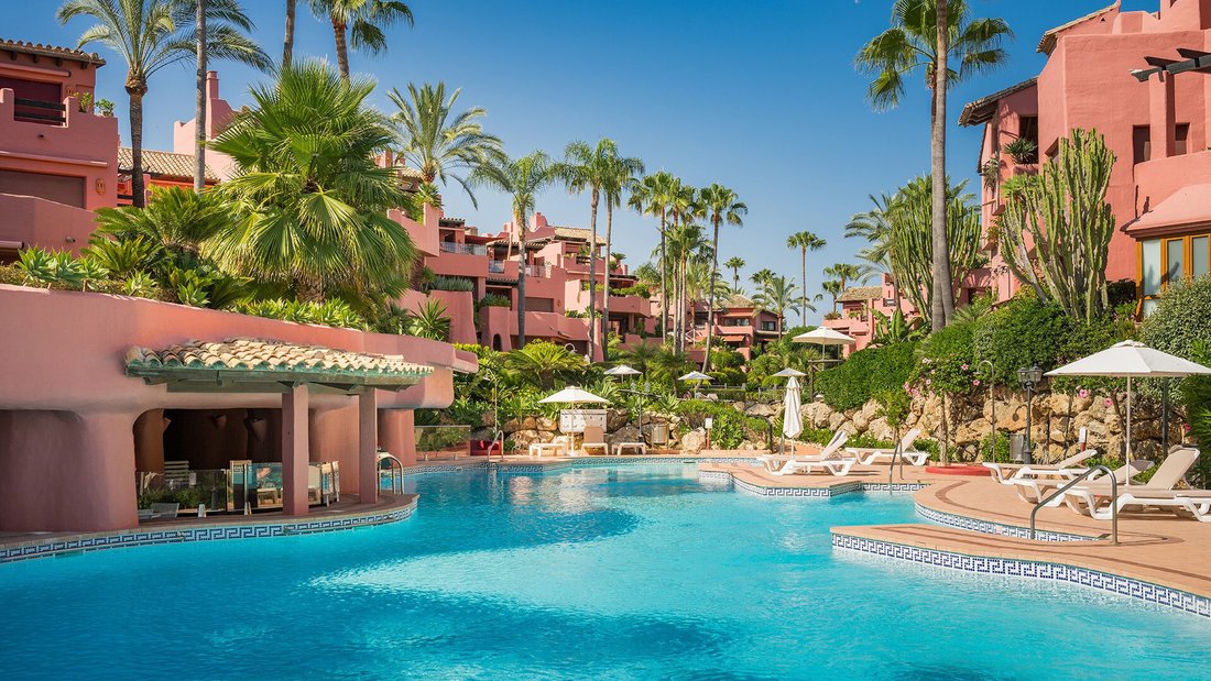 Apartment in Marbella, Andalusia, Spain 2 - 17378656