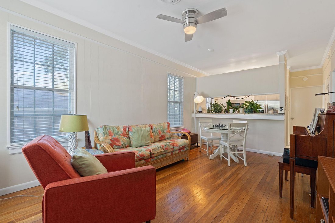 Austin, Texas, United States 4 - 17375582