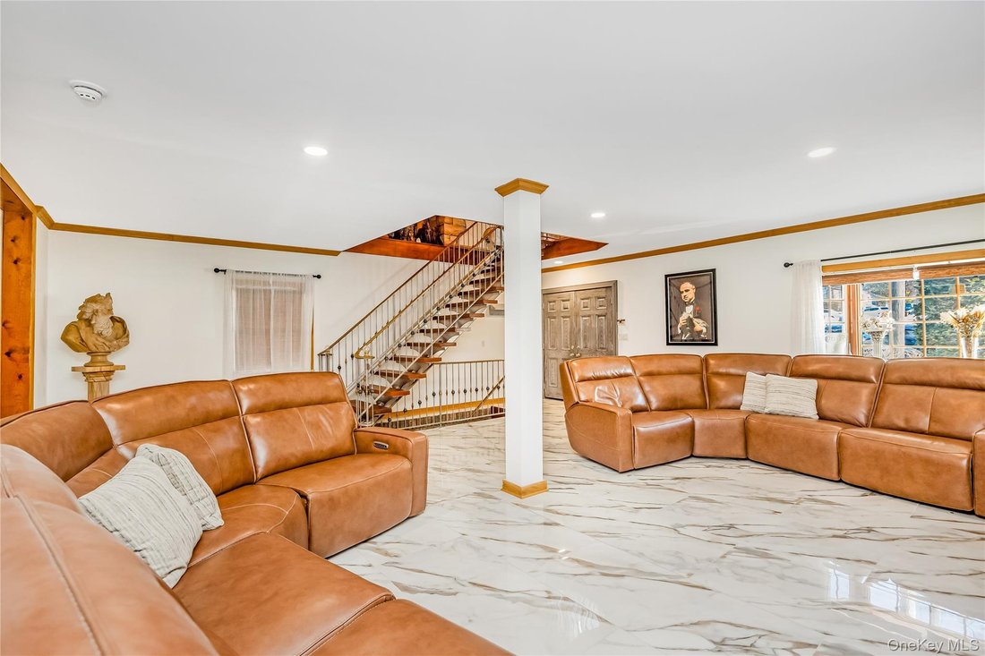 House in New York, New York, United States 2 - 17376378