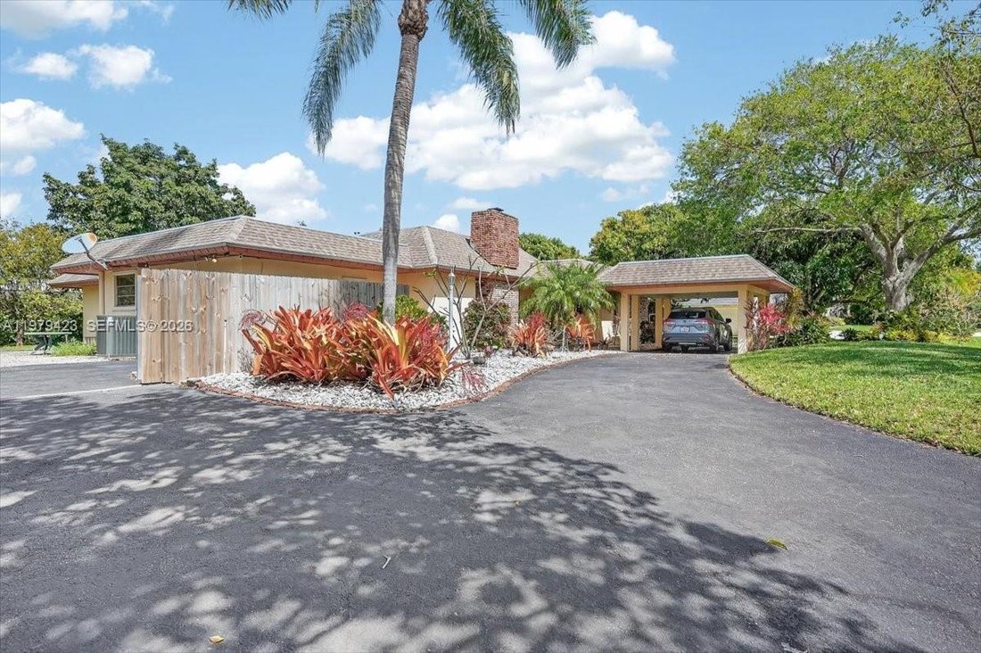 House in Cutler Bay, Florida, United States 5 - 17376012