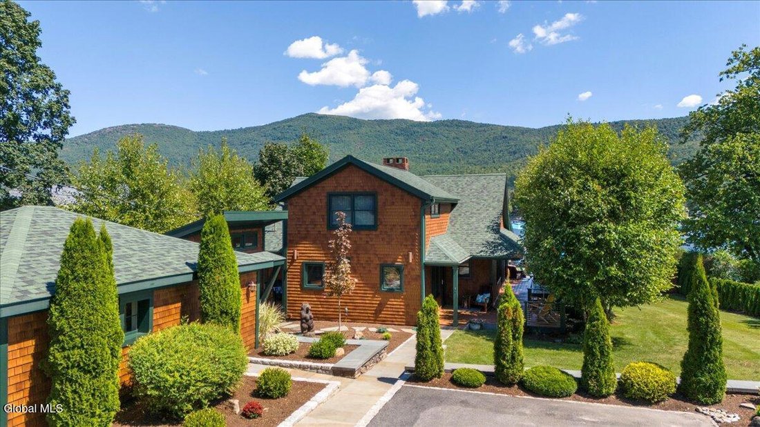 House in Queensbury, New York, United States 2 - 17376218