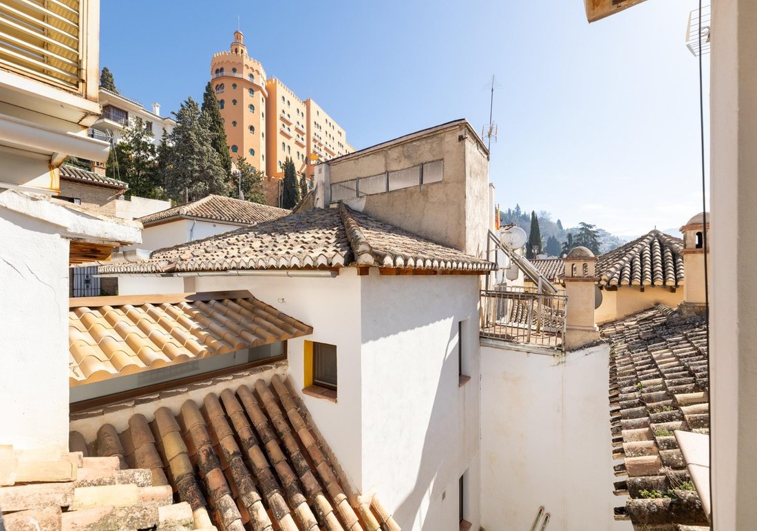 Centro, Granada, Spain 3 - 17379046