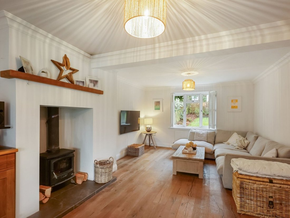 House in Lymington, England 4 - 17375932