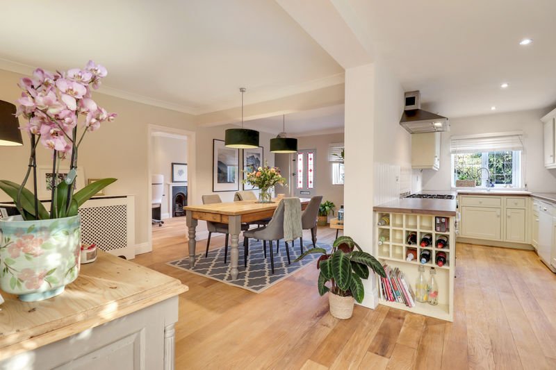 House in Windlesham, England 5 - 17375506