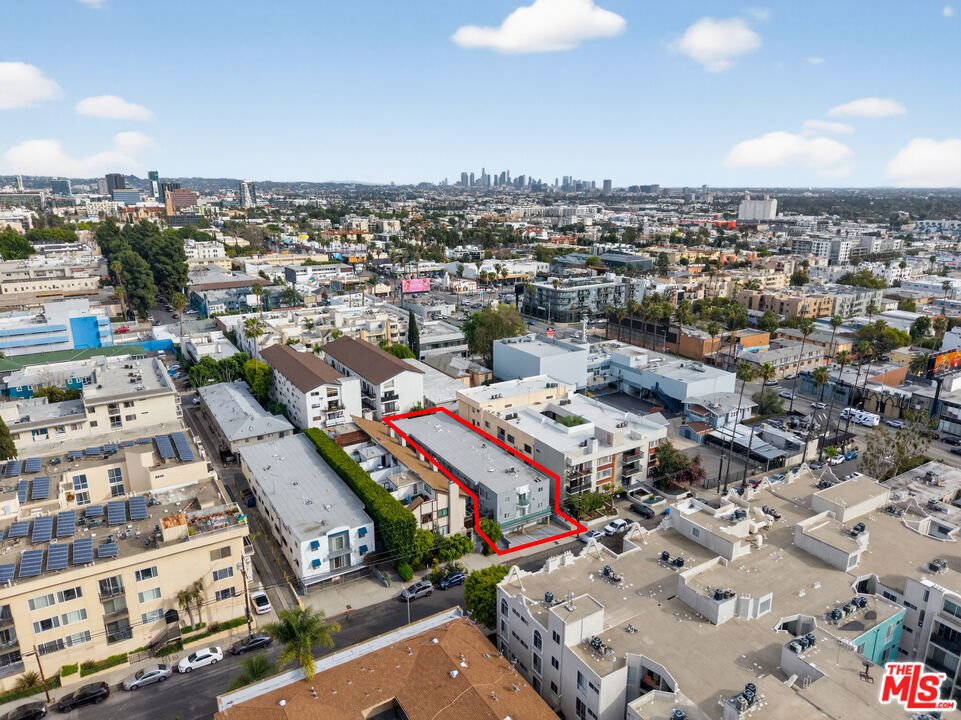Los Angeles, California, United States 2 - 17375658