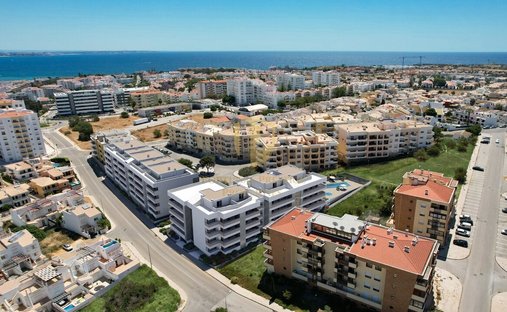 Apartment in Praia De Porto Mós, Sao Goncalo de Lagos, Algarve 1