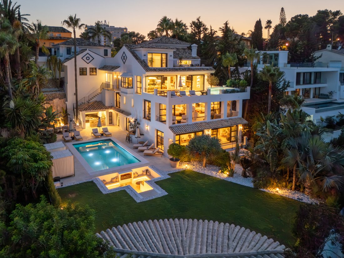 Villa in Nueva Andalucia, Marbella, Spain 1 - 16776731