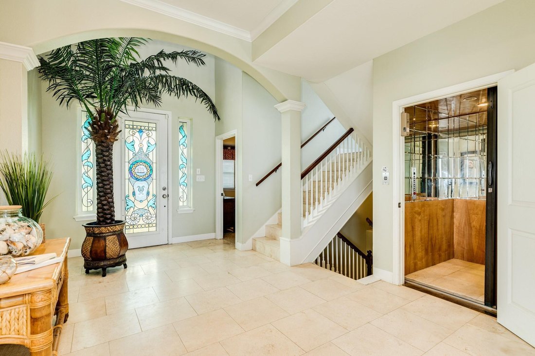 House in Galveston, Texas, United States 5 - 17376986