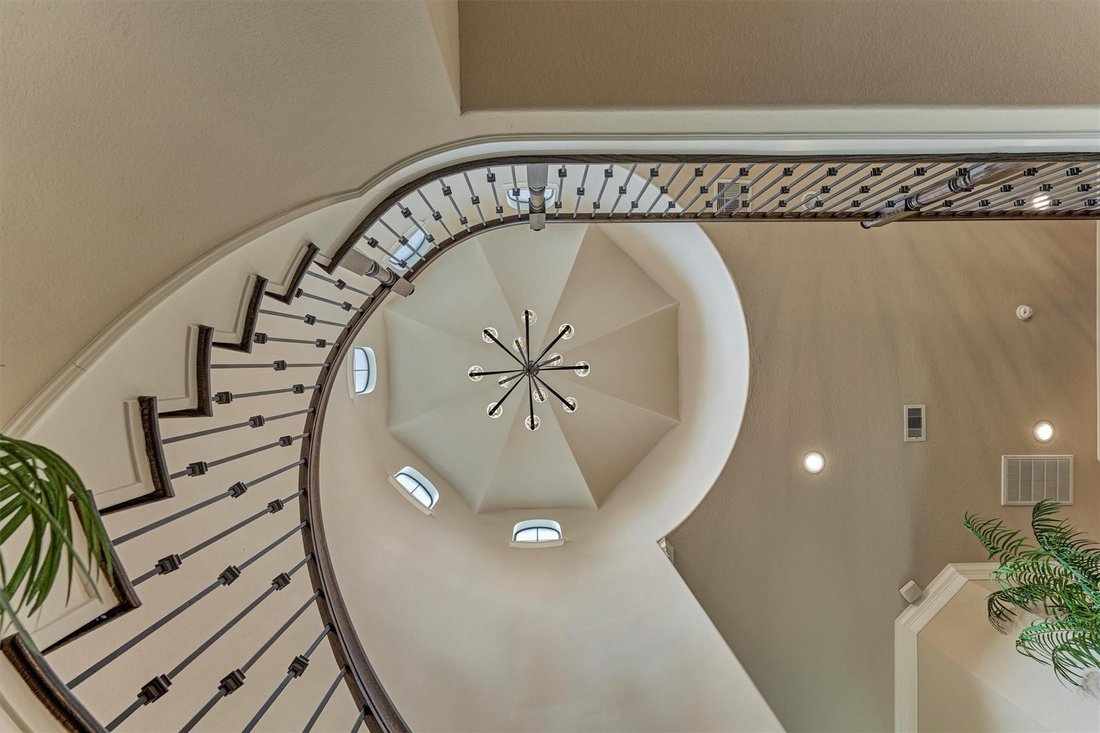 House in Montgomery, Texas, United States 2 - 17377009