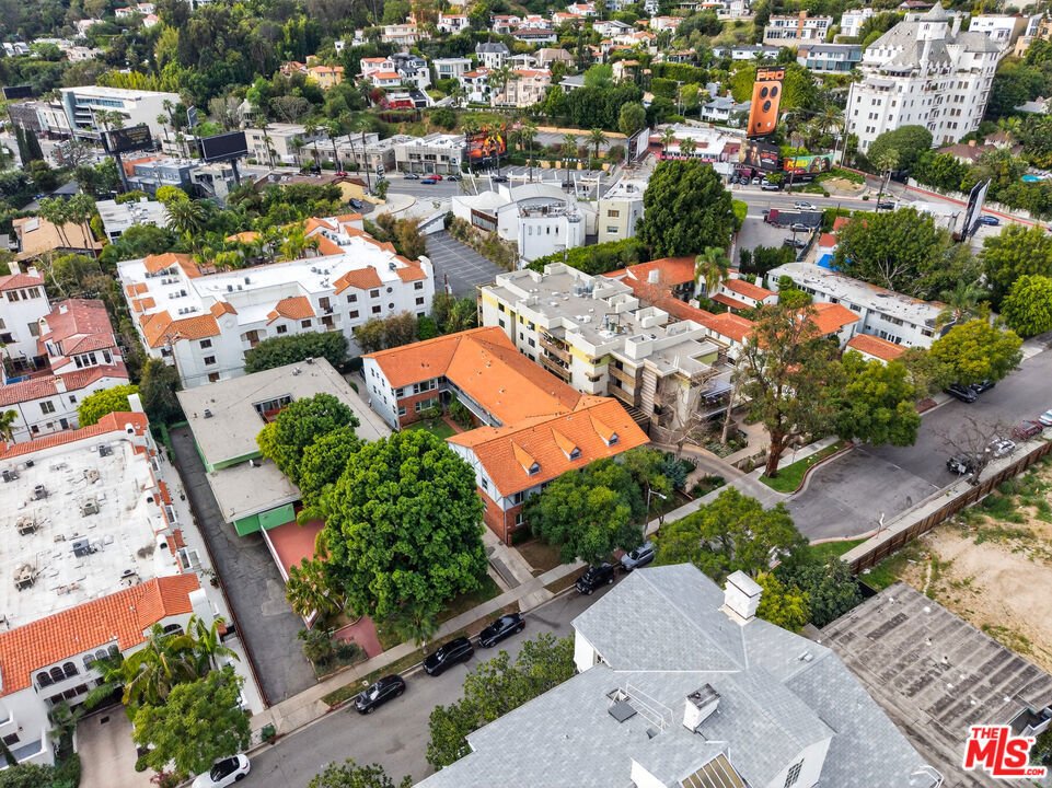 Los Angeles, California, United States 2 - 17375694