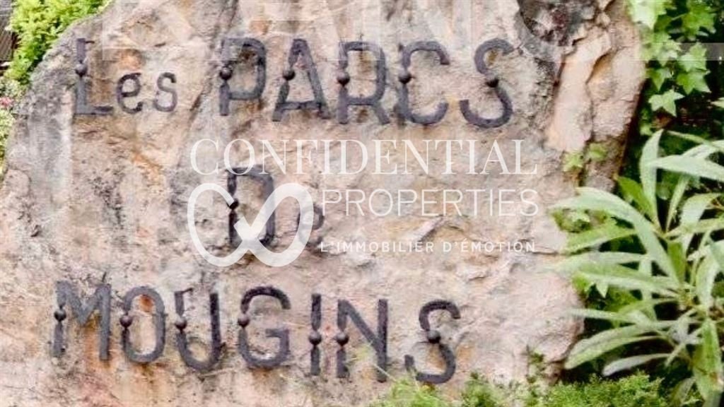 Estate in Mougins, Provence-Alpes-Côte d'Azur, France 2 - 16864050