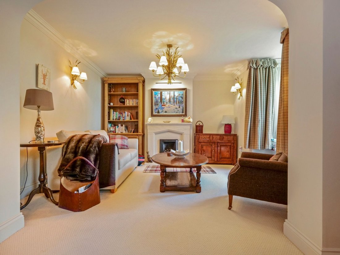 House in Lymington, England 3 - 17375536