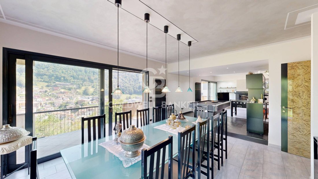 Villa in Ubiale, Lombardy, Italy 1 - 17377743