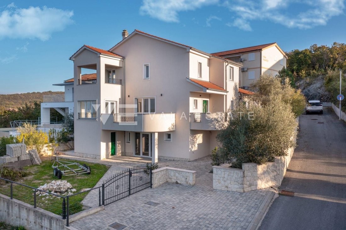 House in Soline, Primorje-Gorski Kotar County, Croatia 2 - 17377224