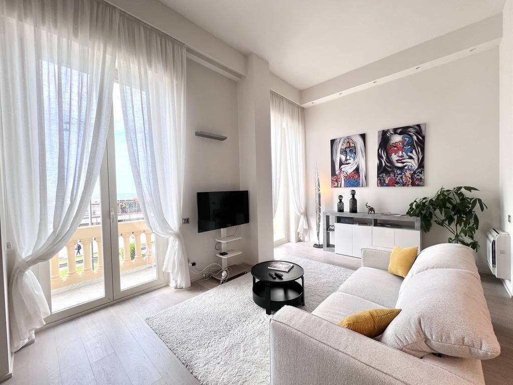 Apartment in Lungomare, Viareggio, Tuscany 1 - 17377739