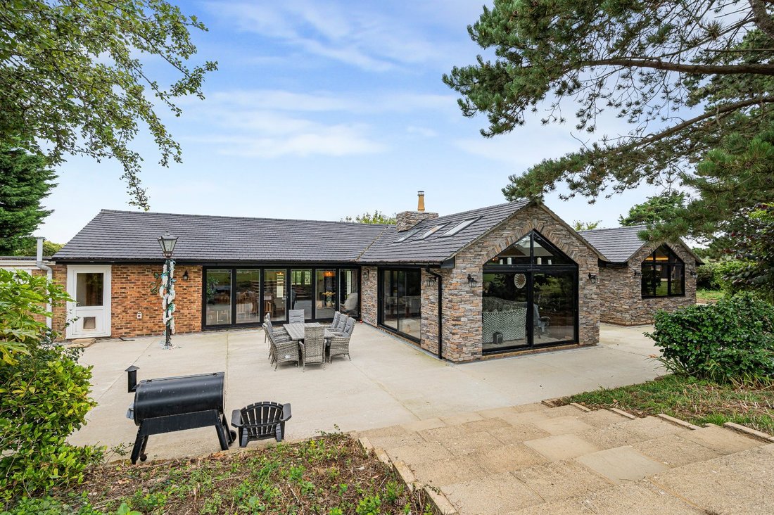 Bungalow in Players Field, Seaford, England 5 - 17375912