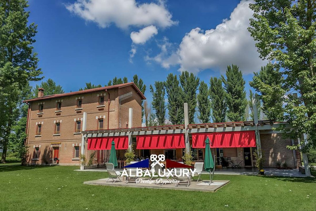 Villa in Caorle, Veneto, Italy 2 - 17377057