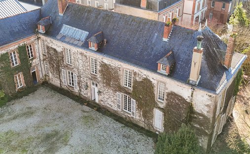 House in Leclerc, Cholet, France 1