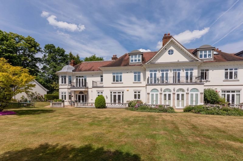 Apartment in Sunningdale, England 4 - 17375961