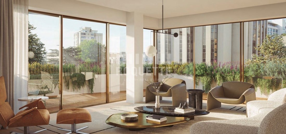 Apartment in Lordelo do Ouro e Massarelos, Porto District, Portugal 1 - 17377457