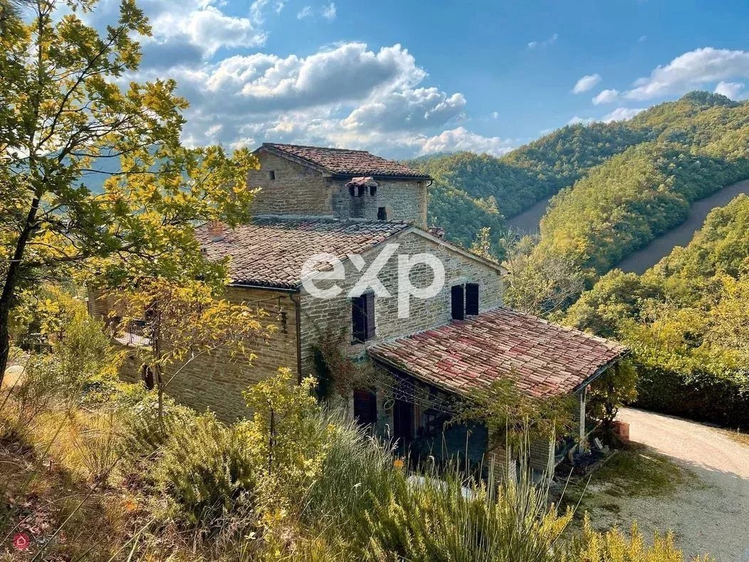 House in Mercatello sul Metauro, Marche, Italy 2 - 17379132