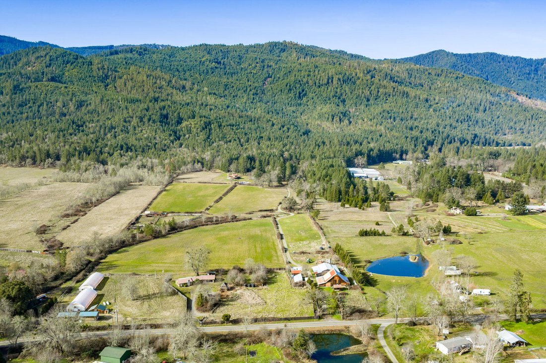 House in Williams, Oregon, United States 3 - 17376439