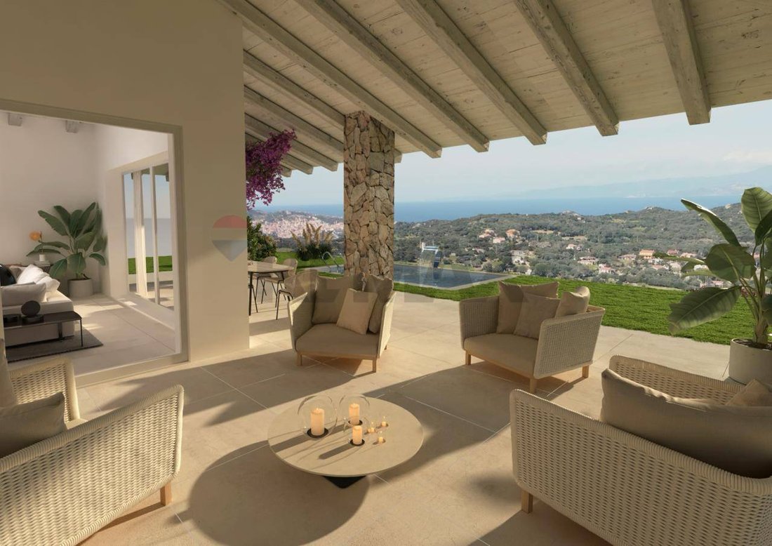 Villa in Santa Teresa Gallura, Sardinia, Italy 2 - 17377734