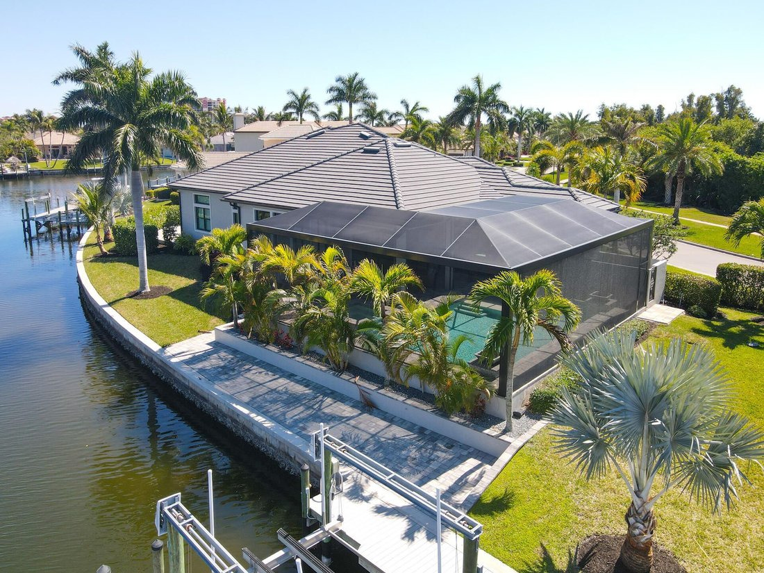 House in Cape Coral, Florida, United States 5 - 17377859