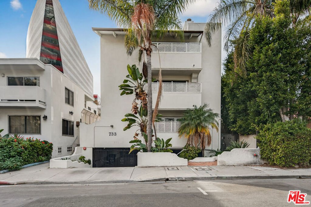 Los Angeles, California, United States 4 - 17375720