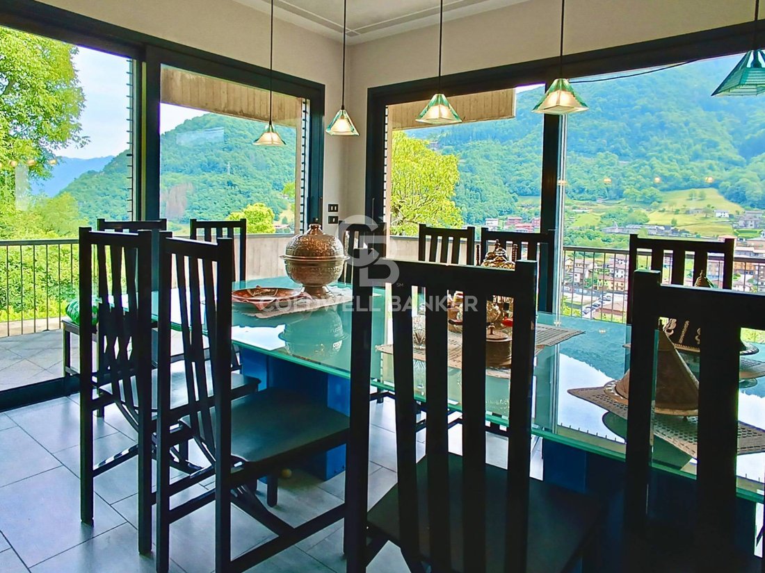 Villa in Ubiale, Lombardy, Italy 2 - 17377743