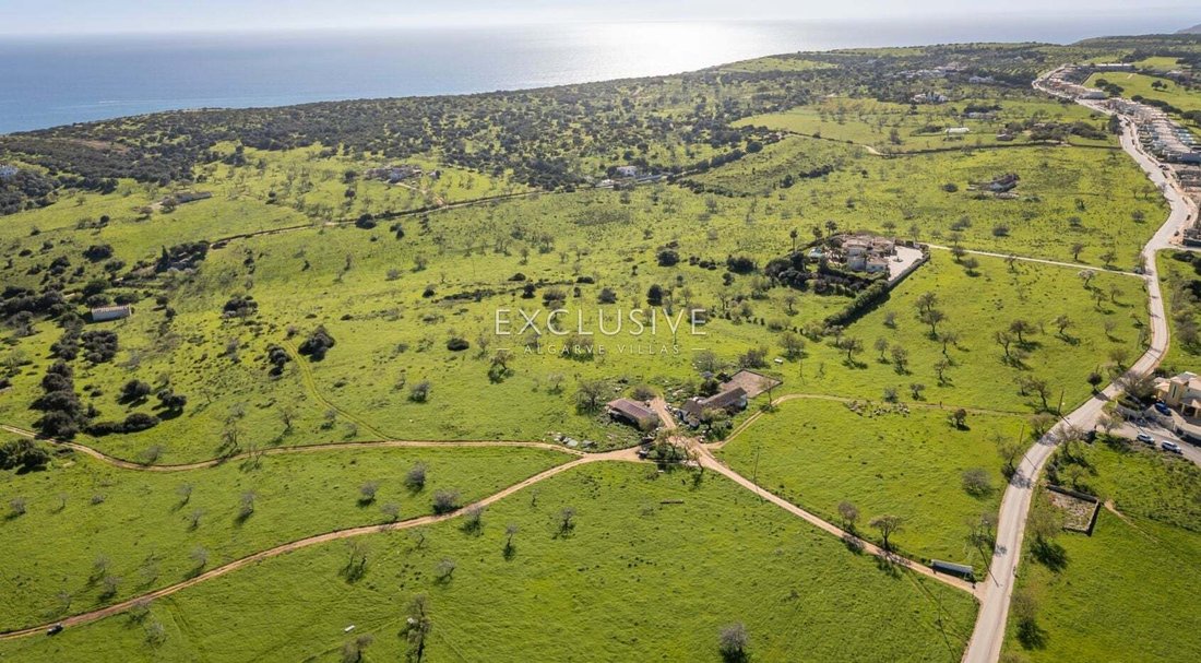 Land in Sao Goncalo de Lagos, Algarve, Portugal 1 - 17377094