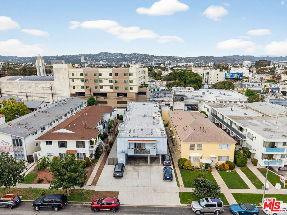 Los Angeles, California, United States 5 - 17375676